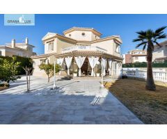 Exclusivo chalet en granada capital