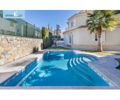 Exclusivo chalet en granada capital