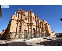 DETRÁS DE LA CATEDRAL DE GUADIX