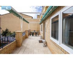 CASA EN PLENO CENTRO DE ARMILLA
