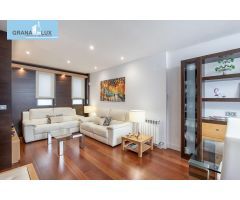 Vivienda junto a plaza Mariana Pineda