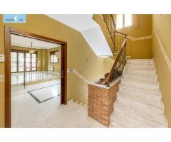 CHALET URB. CAÑADAS DEL PARQUE (DILAR)