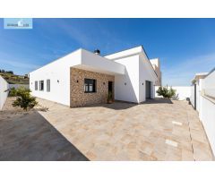 Villa de Diseño en Cañadas del Parque