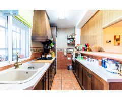 ESPECTACULAR VIVIENDA CON TERRENO