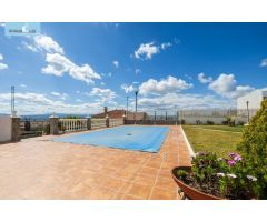 ???? ESPECTACULAR CASA INDEPENDIENTE EN ATARFE CON PISCINA ????