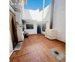 Casa de Pueblo en Venta en Huertas de Villena, Alicante