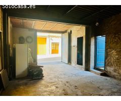 Casa de Pueblo en Venta en Huertas de Villena, Alicante