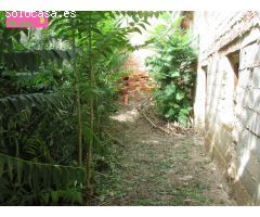 CASA CON MUCHOS M2 PARA REFORMAR CON MUCHAS POSIBILIDAD                            PRECIO NEGOCIABLE