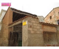 CASA CON MUCHOS M2 PARA REFORMAR CON MUCHAS POSIBILIDAD                            PRECIO NEGOCIABLE