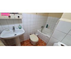SE VENDE AMPLIO PISO EN EL CENTRO DE CALATAYUD CON 6 HABITACIONES, COCINA, BAÑO,  ALMACEN Y BODEGA