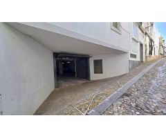 Plaza de aparcamiento en el centro de Chiclana