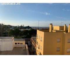 Ático-Dúplex Exclusivo: Vistas Impresionantes y Terraza de Ensueño.