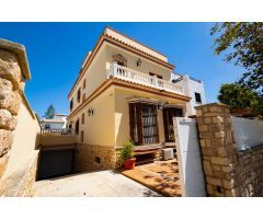 Chalet con primeras calidades y piscina climatizada