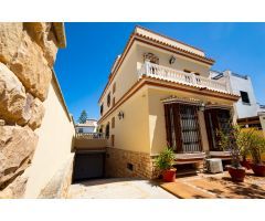 Chalet con primeras calidades y piscina climatizada