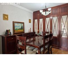 Piso en La Dehesilla con 3 dormitorios y garaje