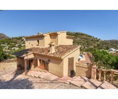 Chalet en Venta en Rada de Moraira, Alicante