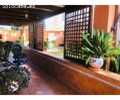 CHALET EN PRIMERA PISTA LA BARROSA