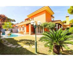 Chalet independiente a escasos 800 metros de la playa