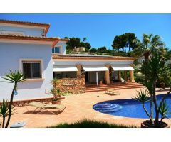 ?Villa en Benissa Costa con Vistas al Mar y Piscina Costa Blanca Alicante