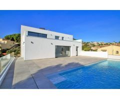 ?Moderna Villa con Piscina y Vistas al Mar en Montemar, Benissa