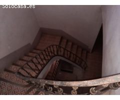 casa-palacio  en el pueble de Caudete