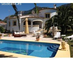 ?Villa en Una Sola Planta con Vistas al Mar y el Montgó en Denia,Costa Blanca