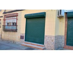 2 Locales comerciales La granja