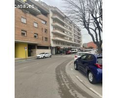 gran plaça de aparcament zona sagrada família  Igualada : carrer calaf 7