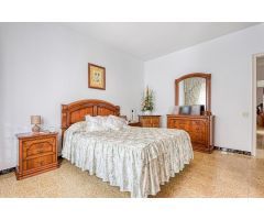Gran casa en venda a Vilanova del Camí, orientada a sud i amb totes les comoditats!