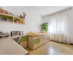 Gran casa en venda a Vilanova del Camí, orientada a sud i amb totes les comoditats!