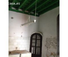 Interesante para vivir y trabajar.