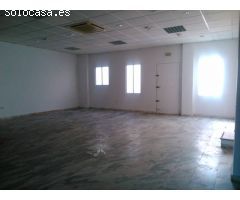 Edificio con local comercial más 2 plantas en pleno centro