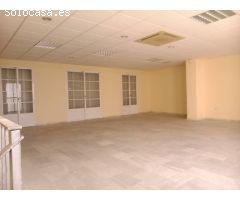 Edificio con local comercial más 2 plantas en pleno centro