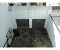 Edificio con local comercial más 2 plantas en pleno centro