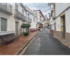 Se vende una casa en centro de Molvizar granada