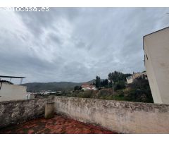 Se vende una casa en centro de Molvizar granada