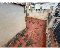 Se vende una casa en centro de Molvizar granada