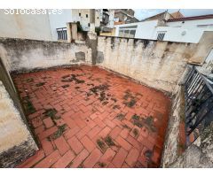 Se vende una casa en centro de Molvizar granada