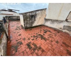 Se vende una casa en centro de Molvizar granada