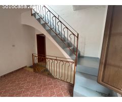 Se vende una casa en centro de Molvizar granada