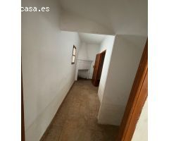 Se vende una casa en centro de Molvizar granada