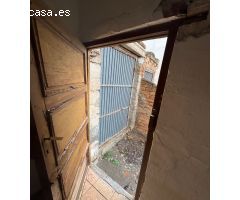 Se vende una casa en centro de Molvizar granada