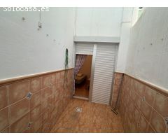 Se vende una casa adosada en centro de Molvizar Granada