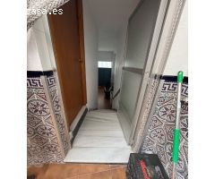 Se vende una casa adosada en centro de Molvizar Granada