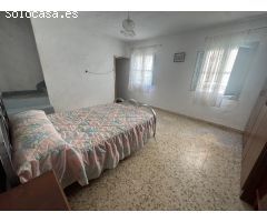 Se vende una casa de pueblo en Molvizar Granada
