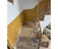 Se vende una casa de pueblo en Molvizar Granada