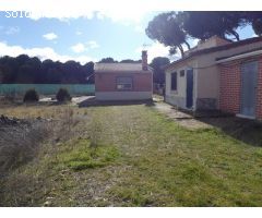 CASA CON TERRENO EN VENTA