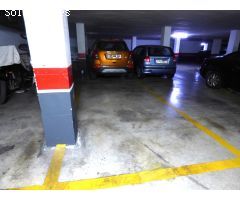 Plaza de garaje en plena Avenida junto a Comisaría.