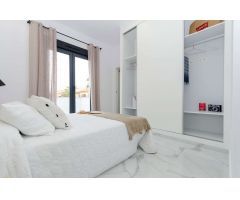 Villa con Piscina Privada en Torrevieja
