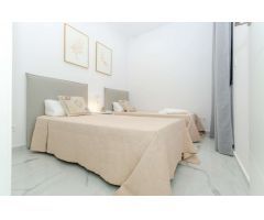 Villa con Piscina Privada en Torrevieja
